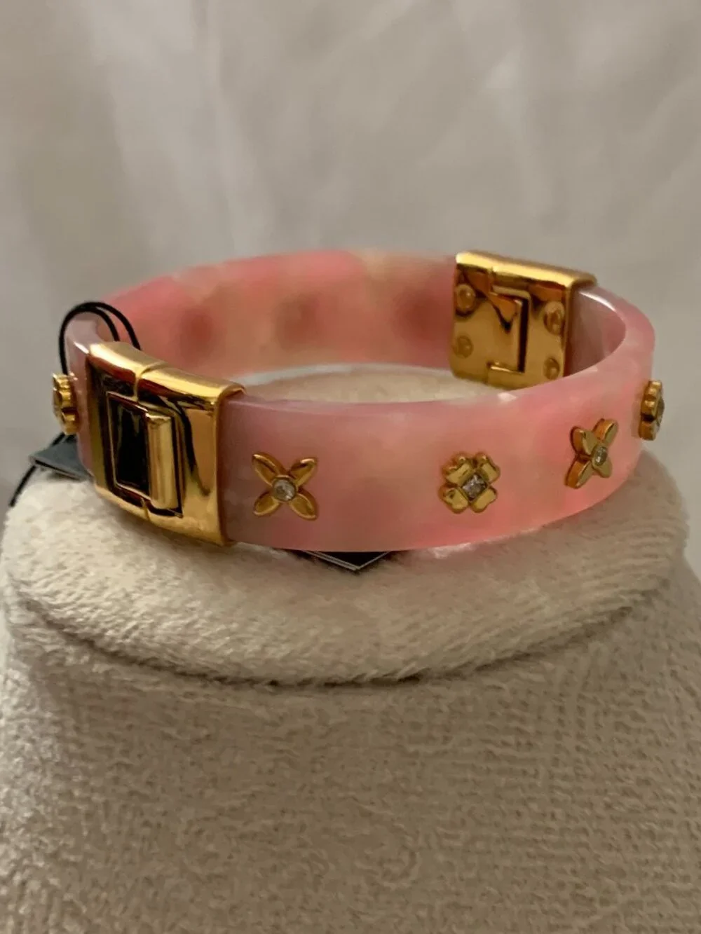 KATE SPADE Breeze Along Thin Hinged Bangle in Blush/Gold - Picture 3 of 5
